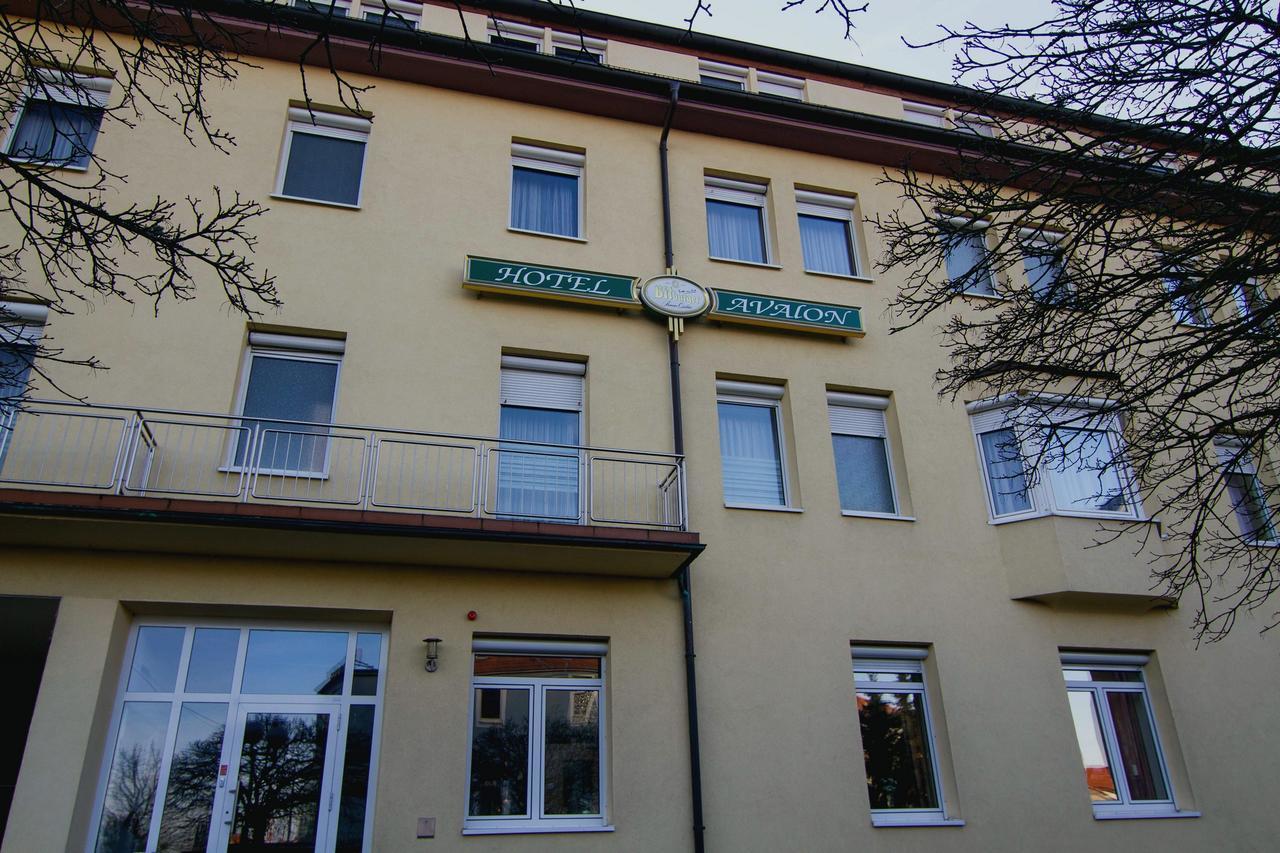 Hotel Avalon Landstuhl Eksteriør billede