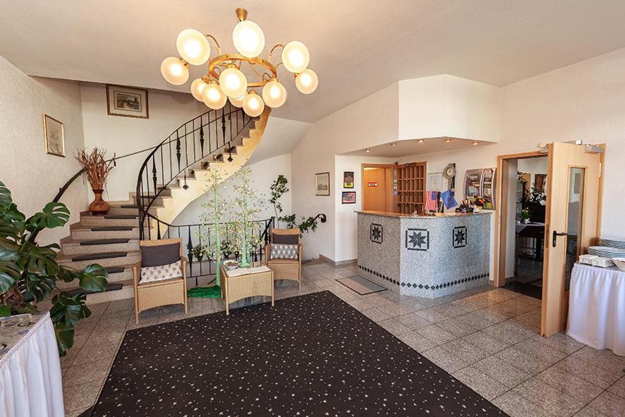 Hotel Avalon Landstuhl Eksteriør billede